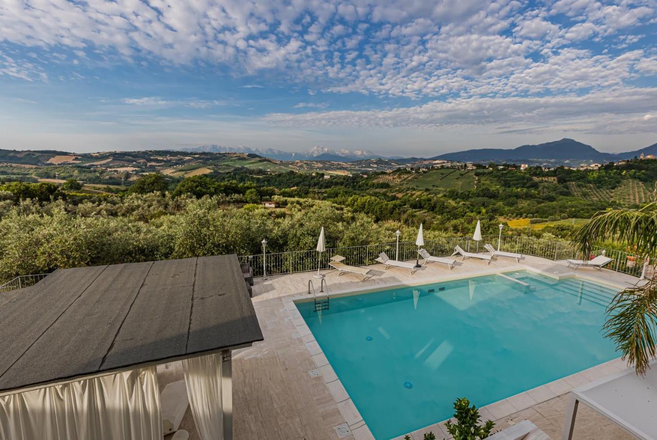 Anthos Casa Vacanze Sant'Omero Exterior photo