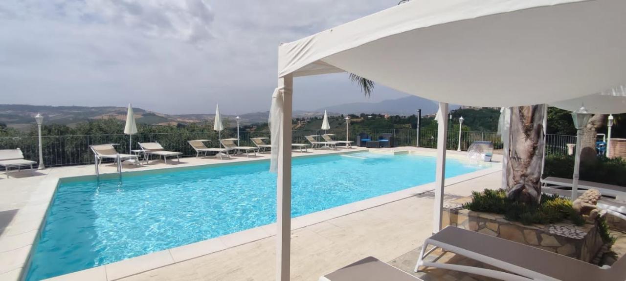 Anthos Casa Vacanze Sant'Omero Exterior photo