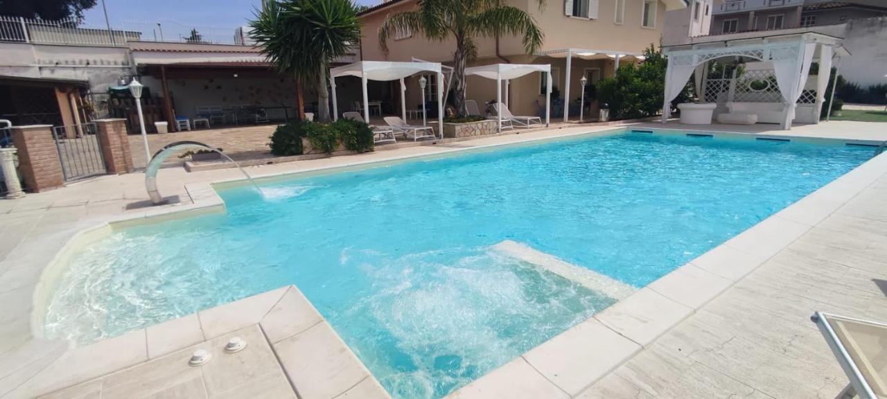 Anthos Casa Vacanze Sant'Omero Exterior photo