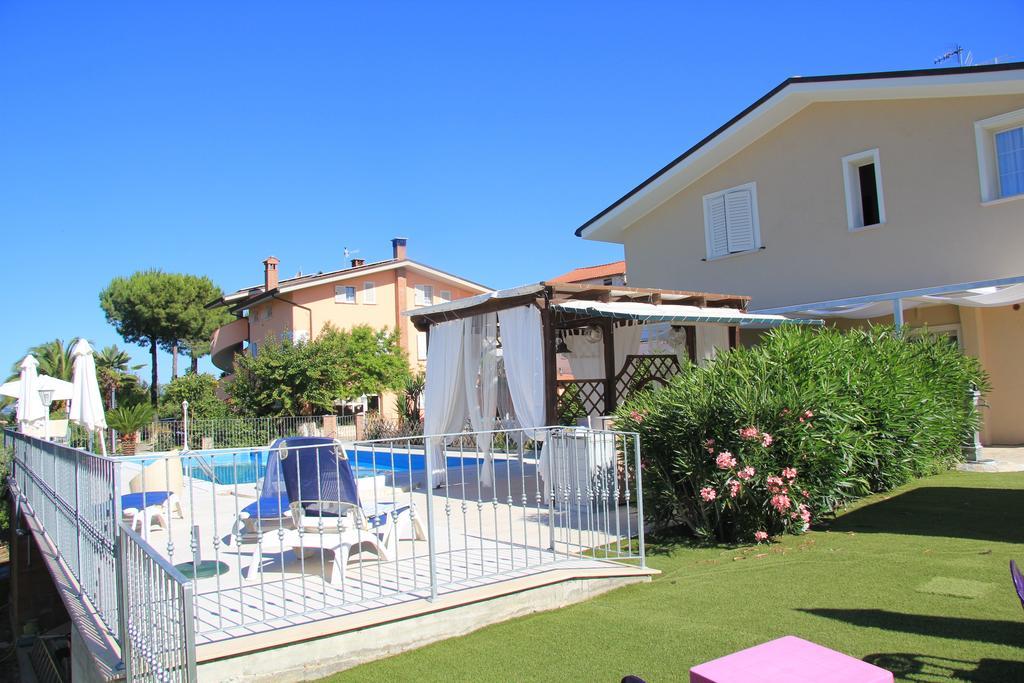Anthos Casa Vacanze Sant'Omero Room photo