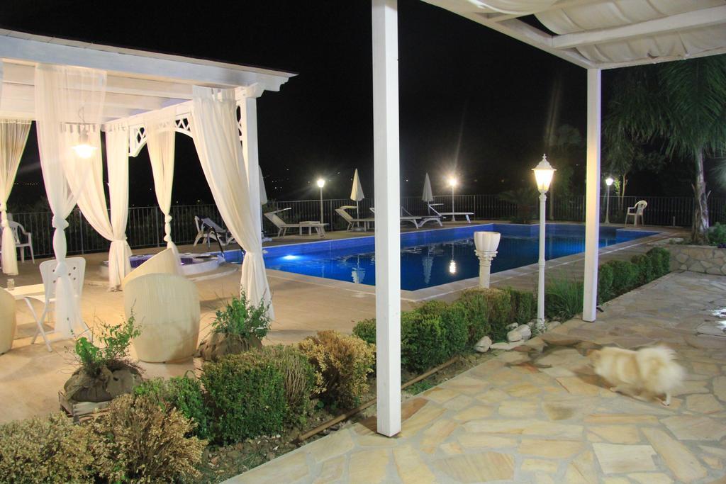 Anthos Casa Vacanze Sant'Omero Exterior photo